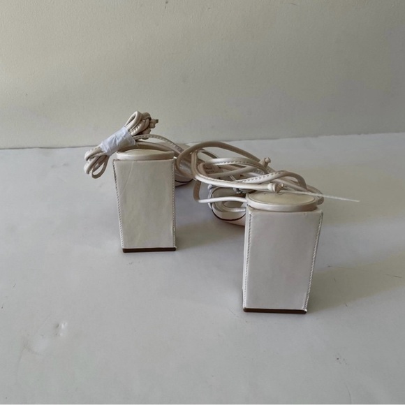 Jessica Simpson Women’s Slip On Leather Dress Shoes Sandals - Picture 7 of 12